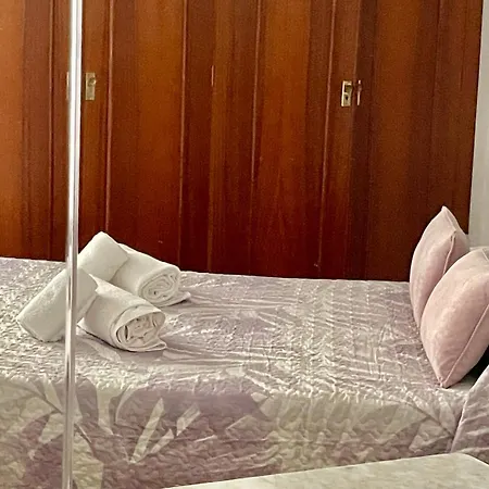 Geysotur Chirinos House Apartman *